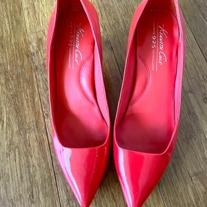 Kenneth Cole glossy orange shoes lightly worn  size 6.5